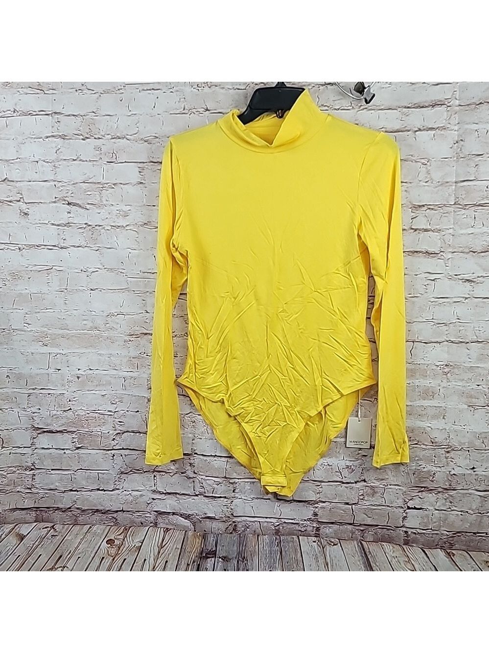 Mago pop yellow bodysuit long sleeve large new nwt